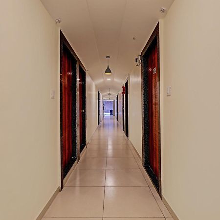 אחמדאבאד Hotel O Alexa מראה חיצוני תמונה